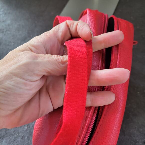 Tommy Hilfiger red leather purse Bag Crossbody - Picture 11 of 14